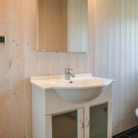 Awesome Home In Blavand With Sauna 別荘 *